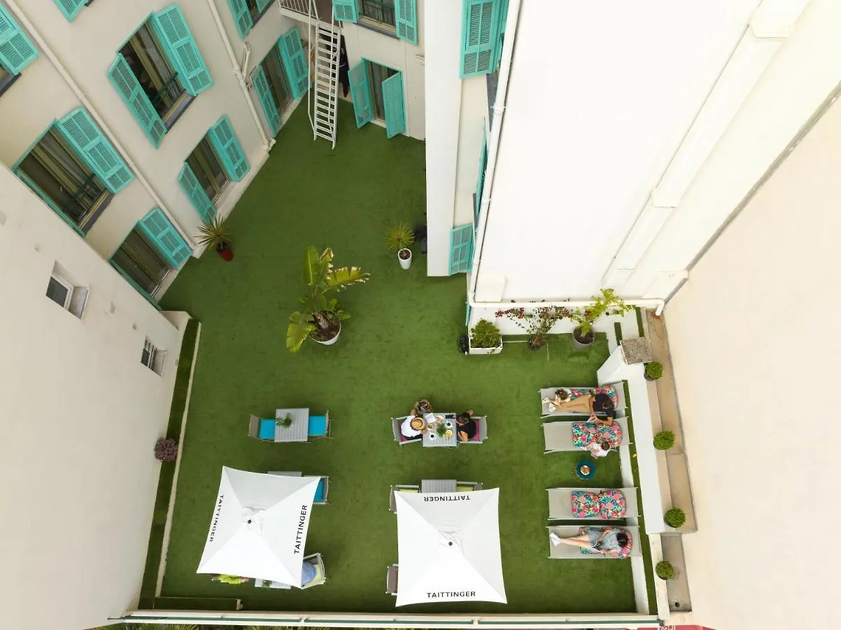 Hotel Locarno Nice 3*,