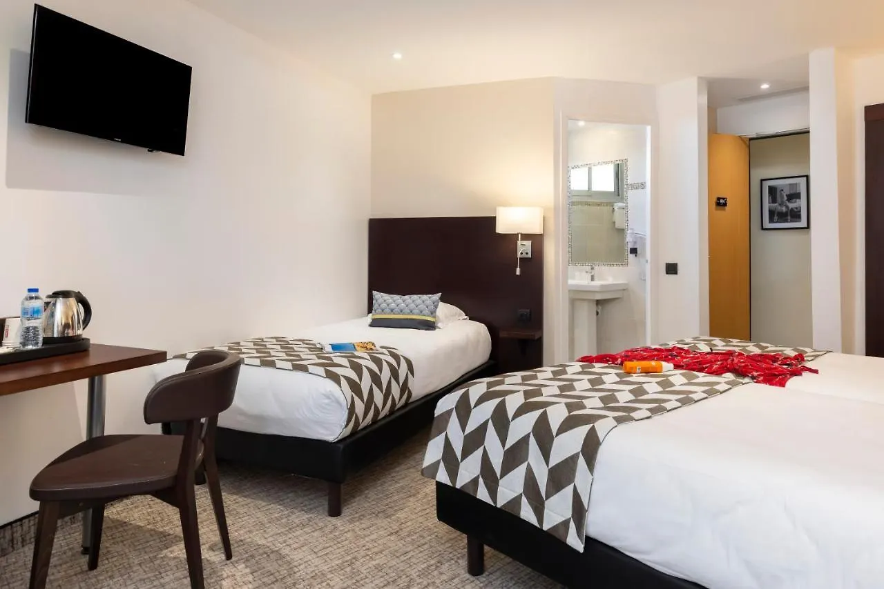 ***  Hotel Locarno Nice France