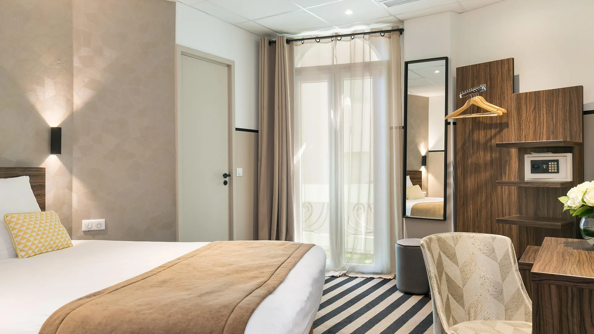 ***  Hotel Locarno Nice Frankrike