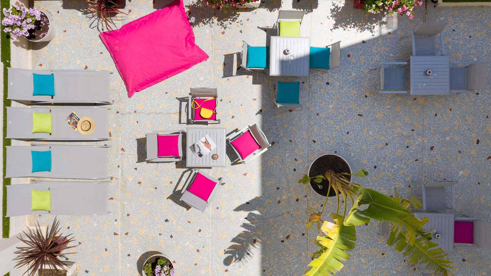 Hotel Locarno Ницца