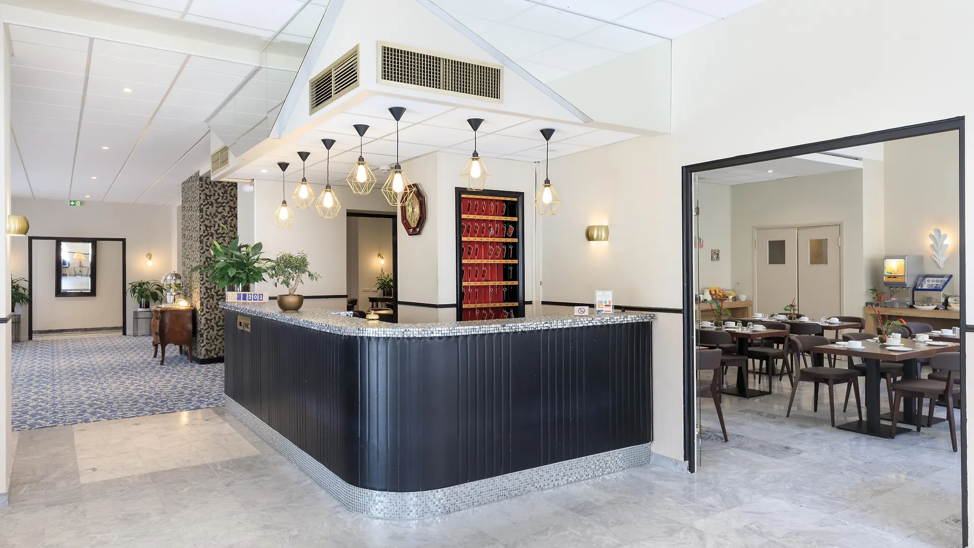 Hotel Locarno Nice 3*,  Frankrike